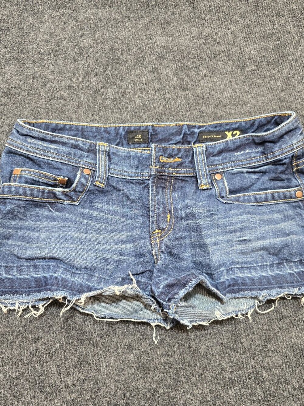 Quiksilver X2 W10 Stella Denim Cutoff Shorts Size 6 – Blue Jean Shorts Frayed